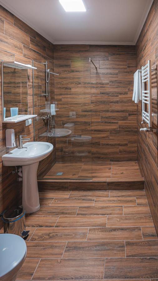 Hotel Complex Turistic Codru Selistea Zewnętrze zdjęcie